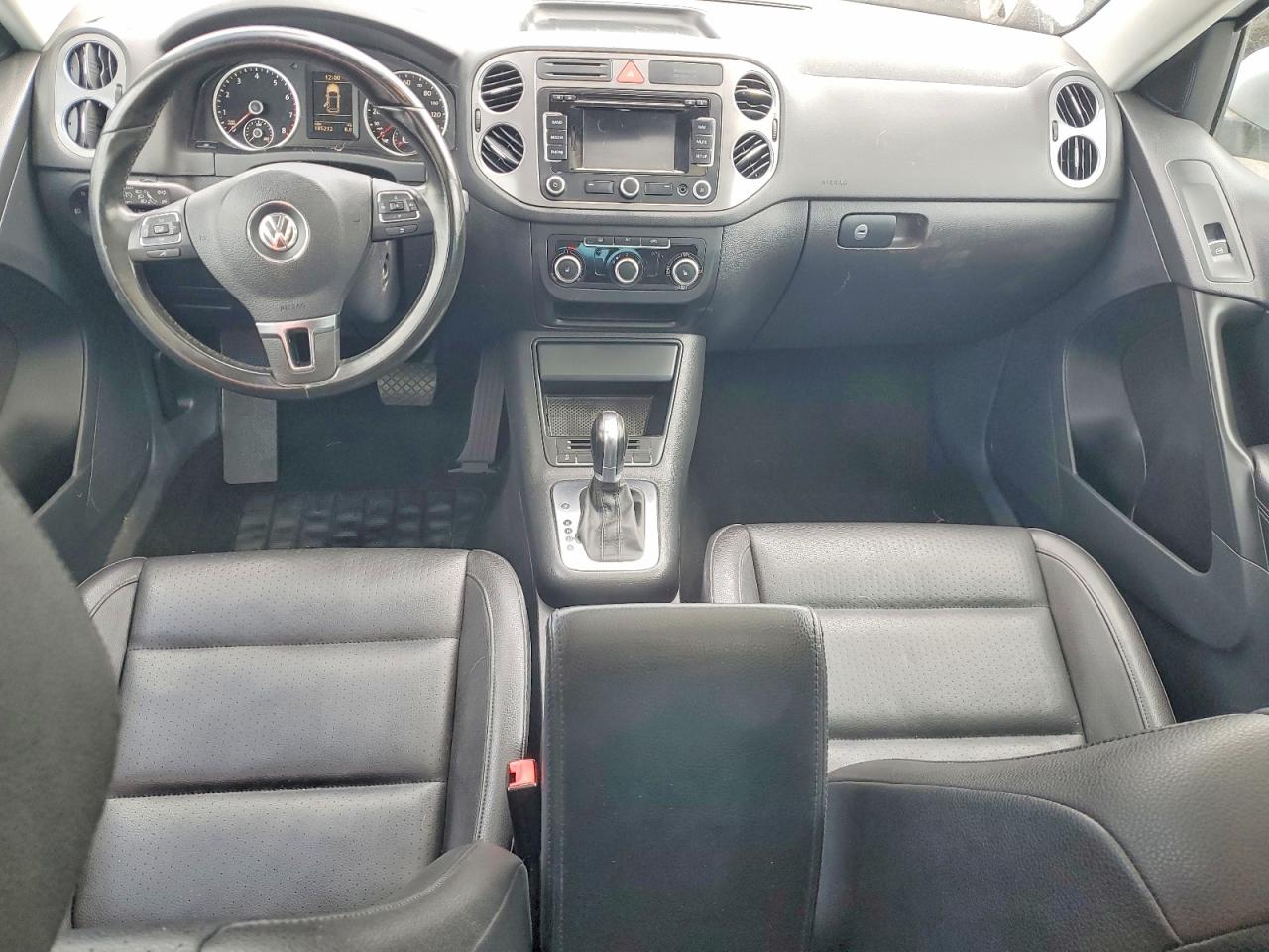 2011 VOLKSWAGEN TIGUAN