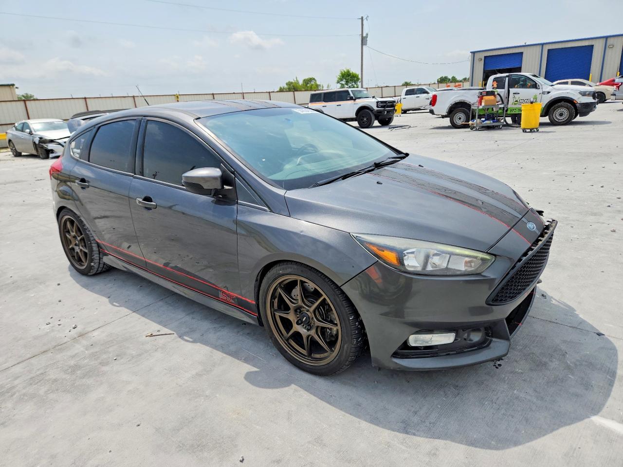 2017 FORD FOCUS