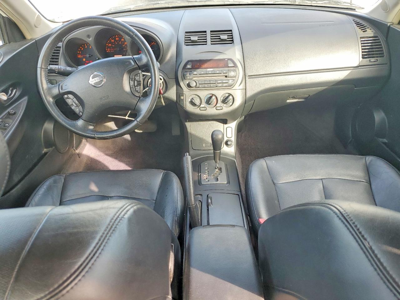 2002 NISSAN ALTIMA