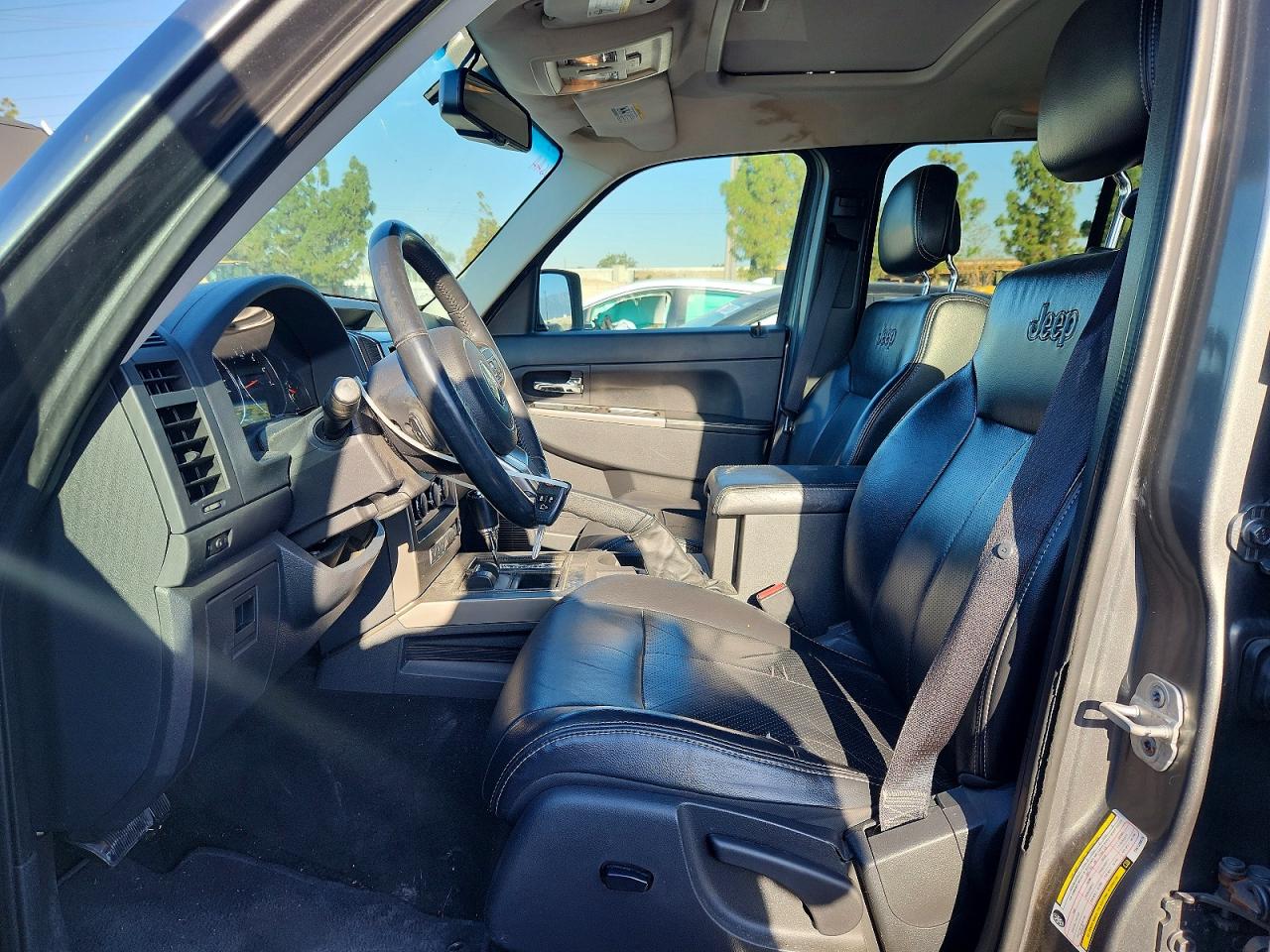2012 JEEP LIBERTY