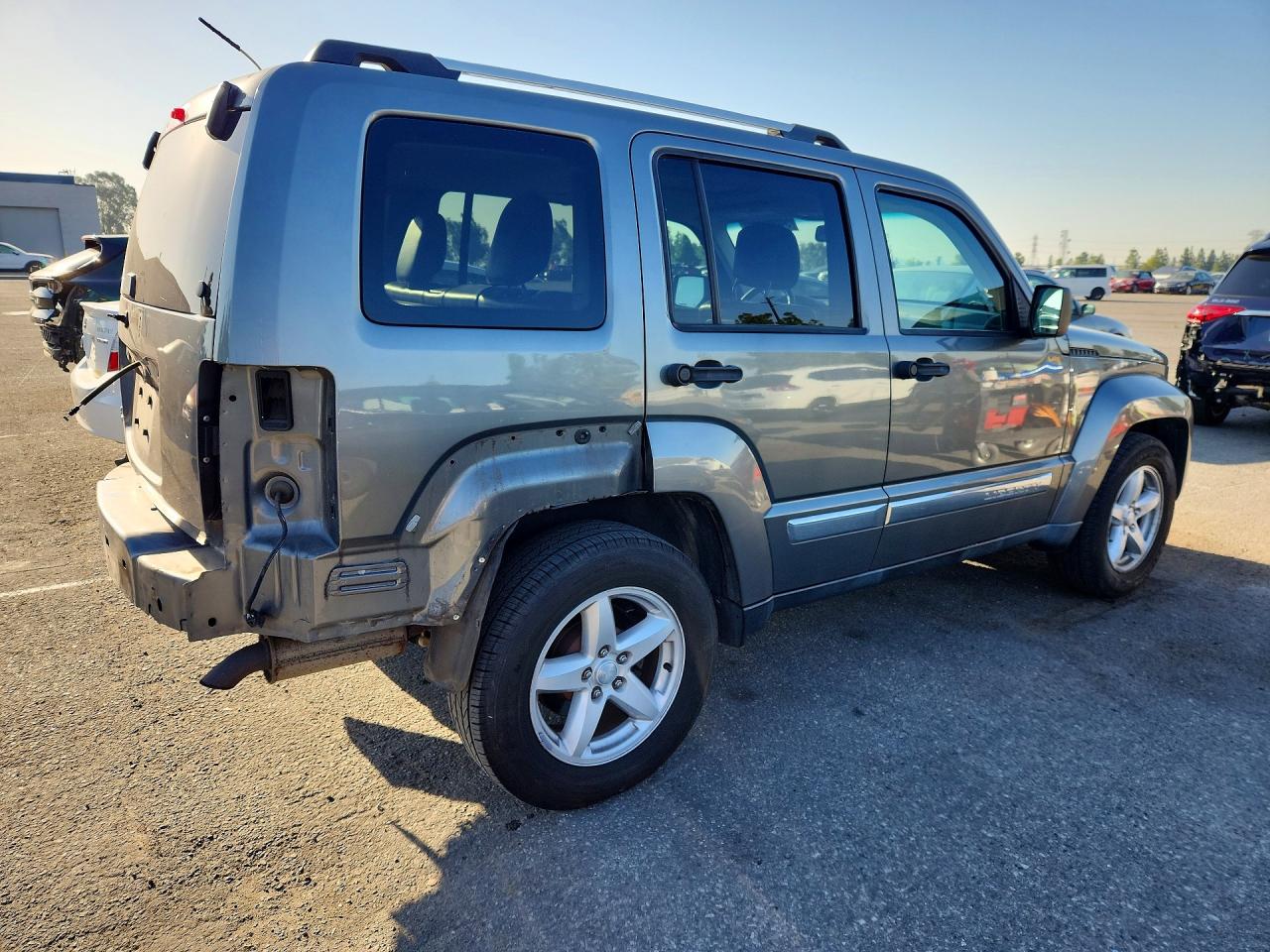 2012 JEEP LIBERTY