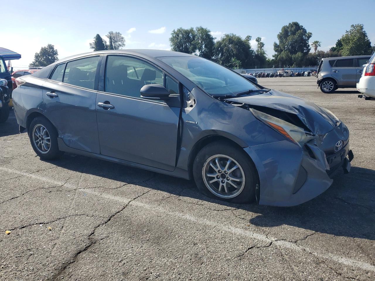 2016 TOYOTA PRIUS