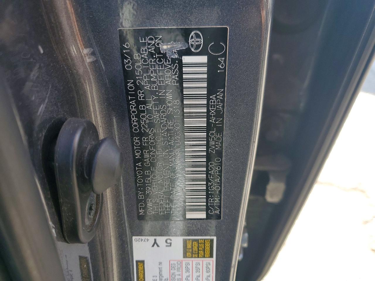 2016 TOYOTA PRIUS