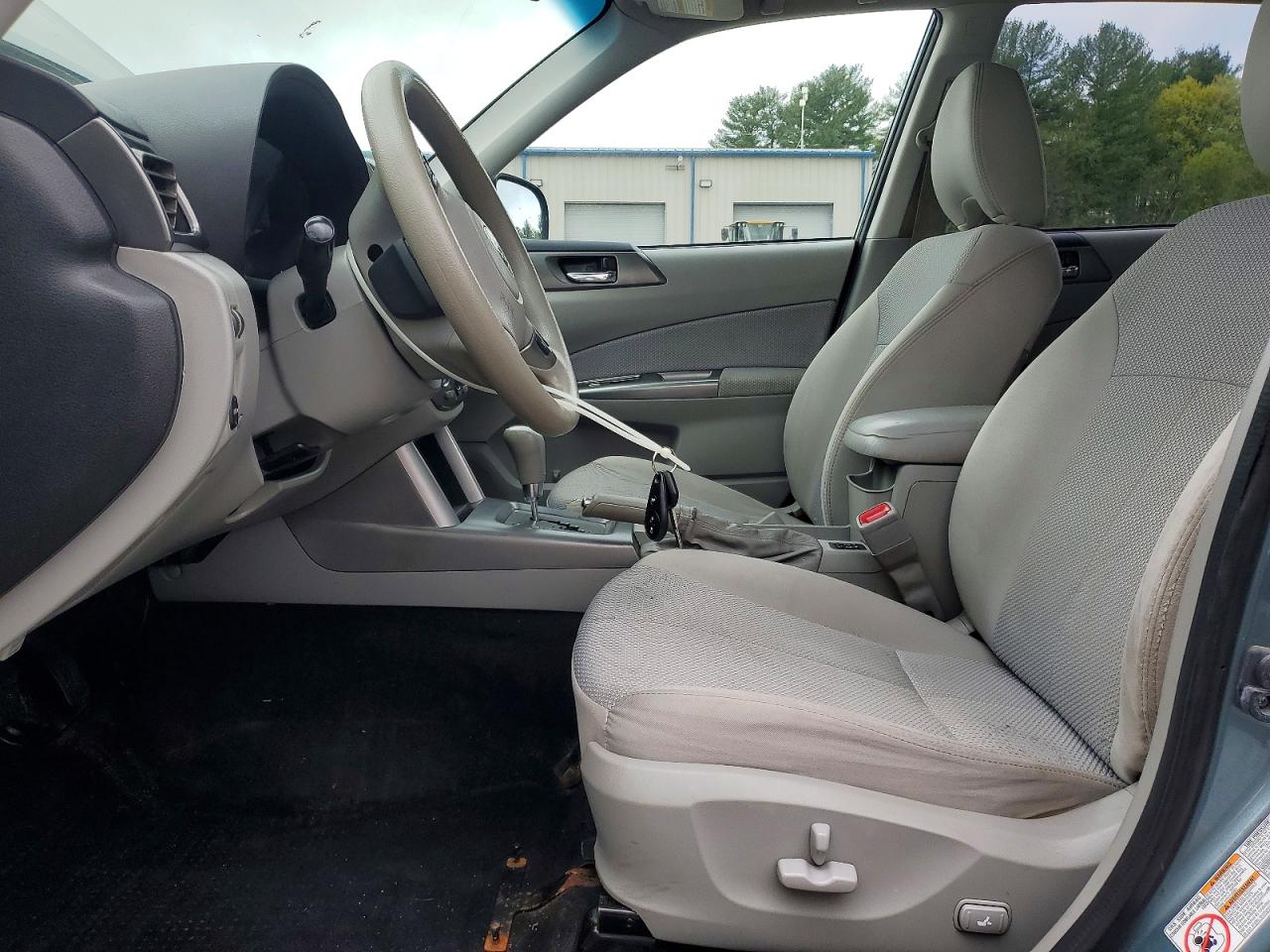 2011 SUBARU FORESTER