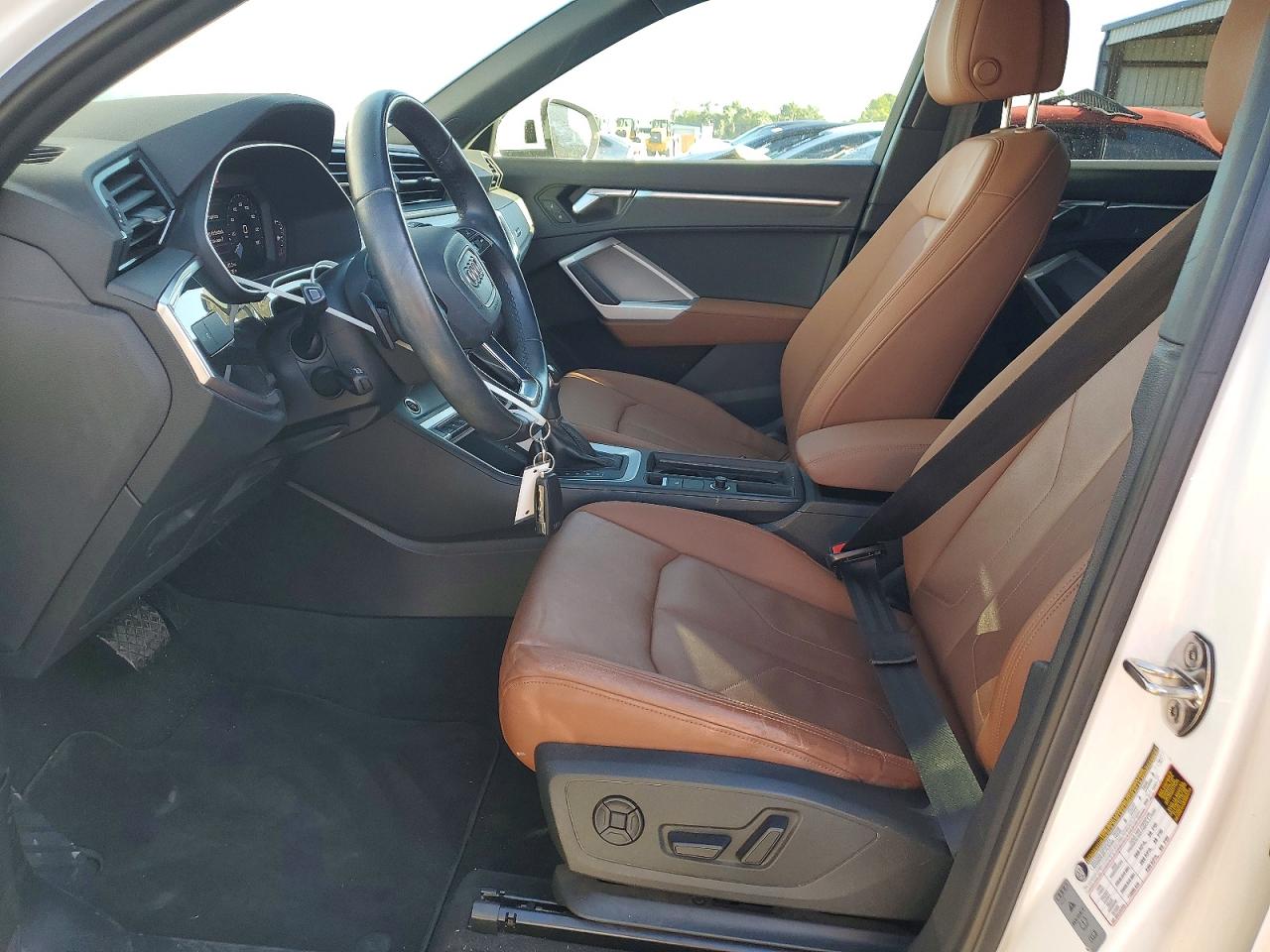 2021 AUDI Q3