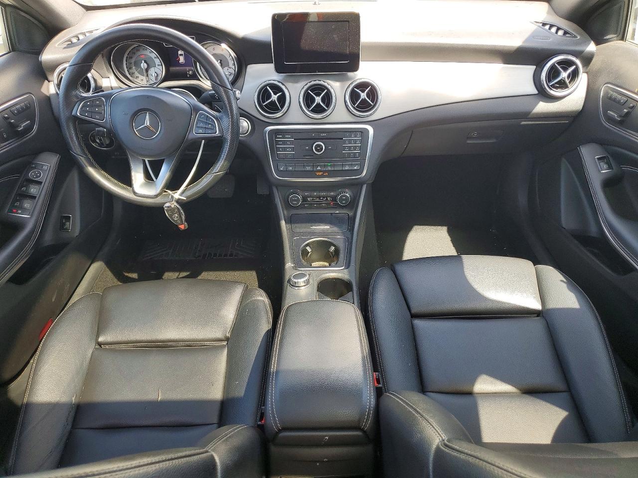 2017 MERCEDES-BENZ GLA-CLASS