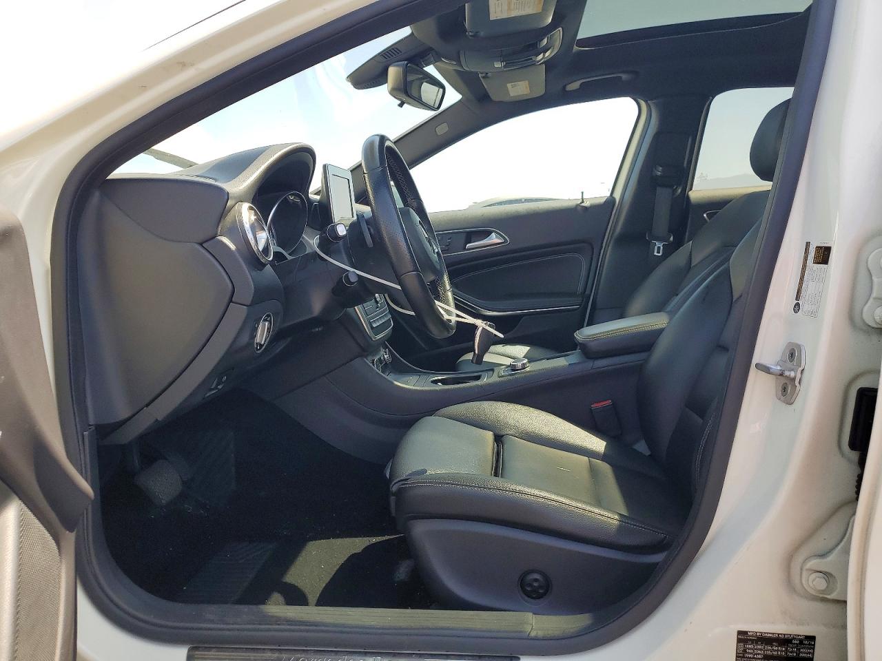 2017 MERCEDES-BENZ GLA-CLASS