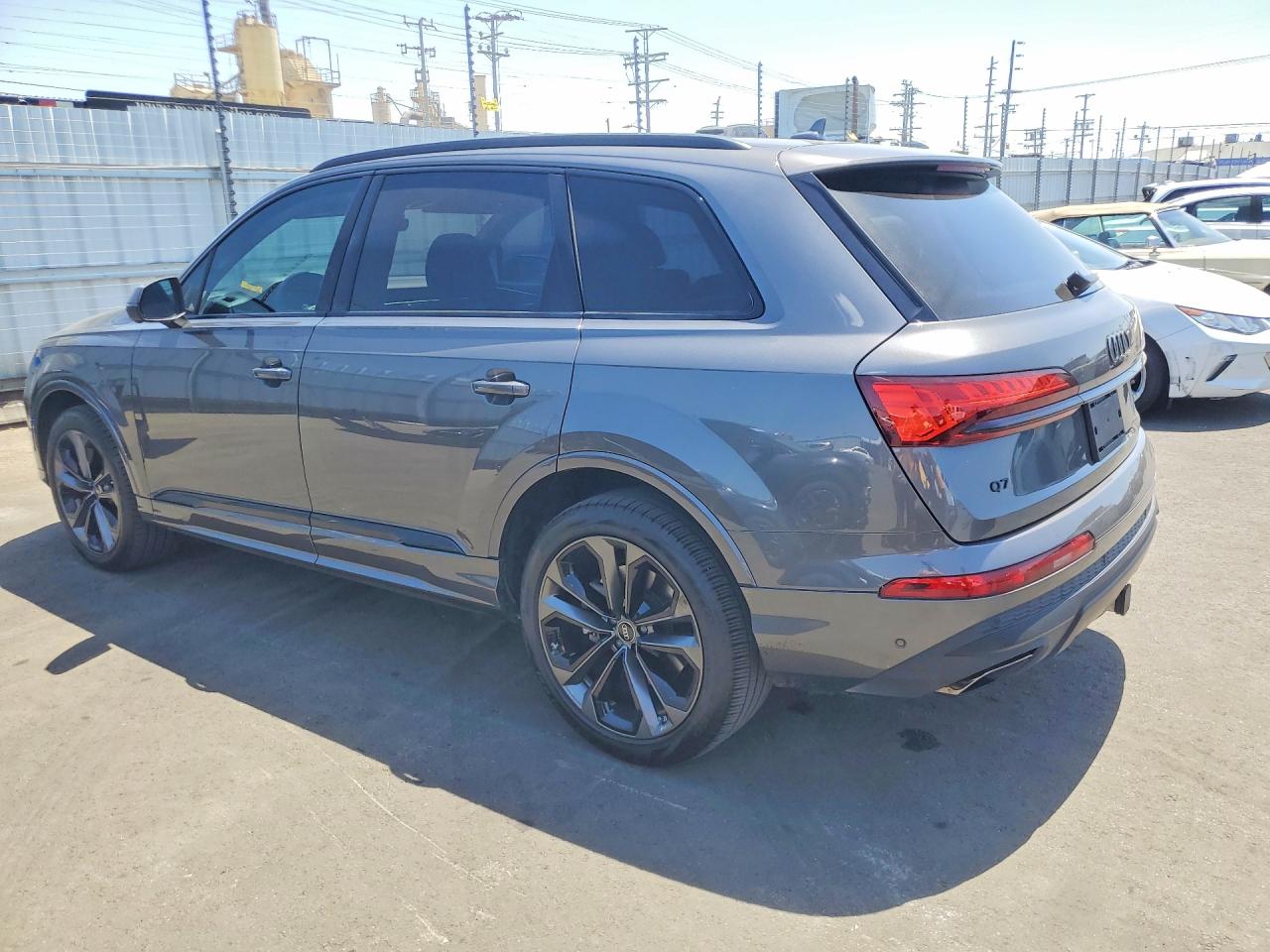 2025 AUDI Q7