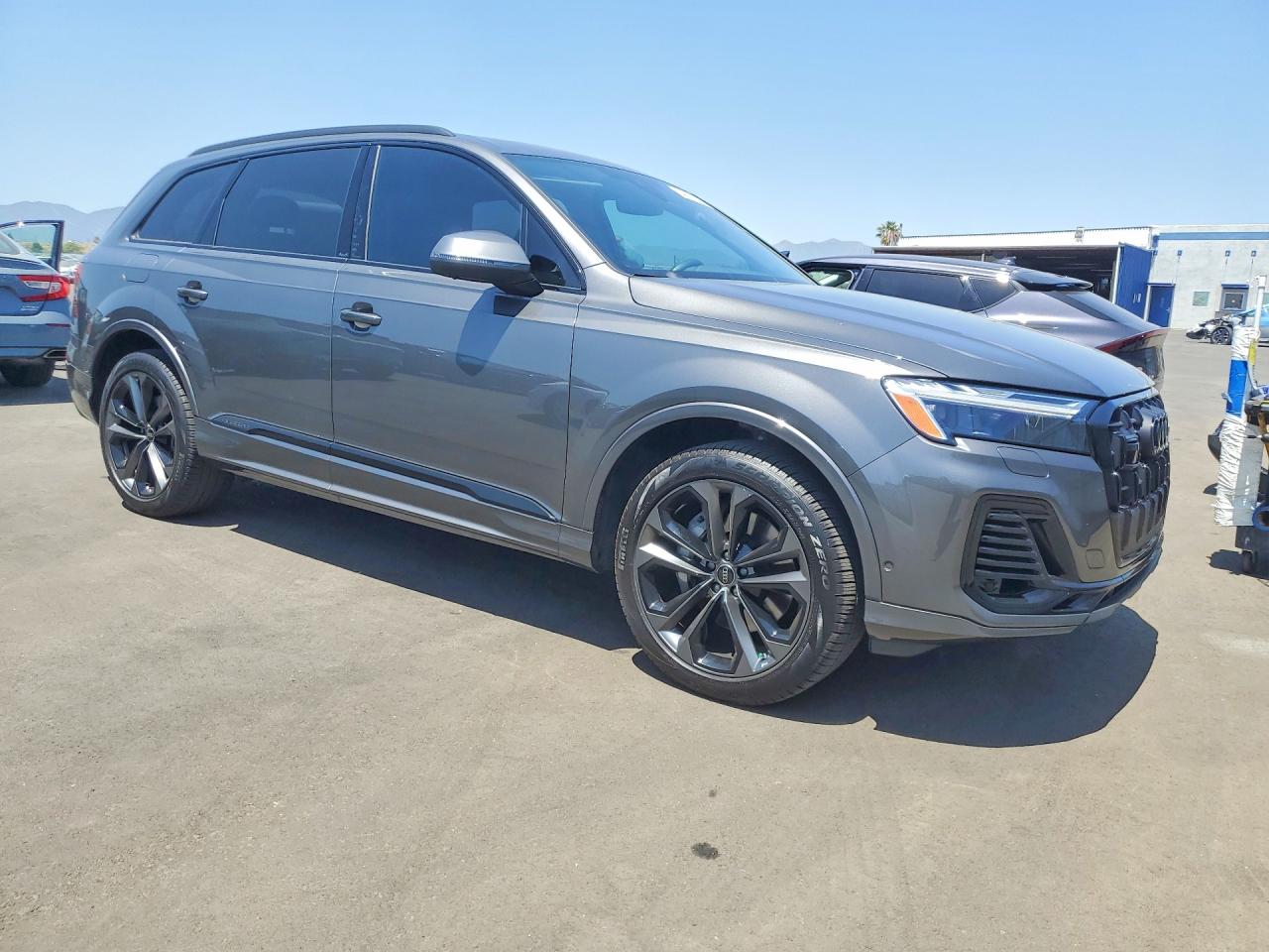 2025 AUDI Q7