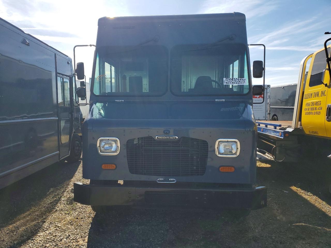 2020 FREIGLINER MT45 CHASS
