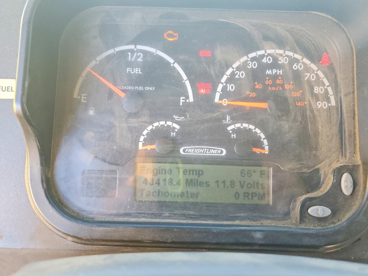 2020 FREIGLINER MT45 CHASS