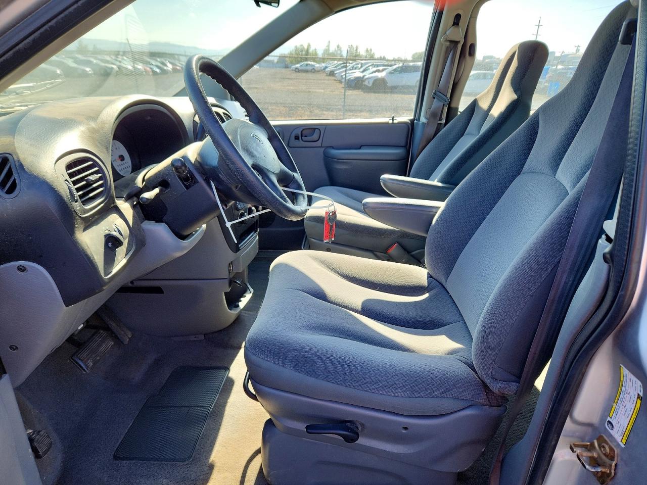 2005 DODGE CARAVAN