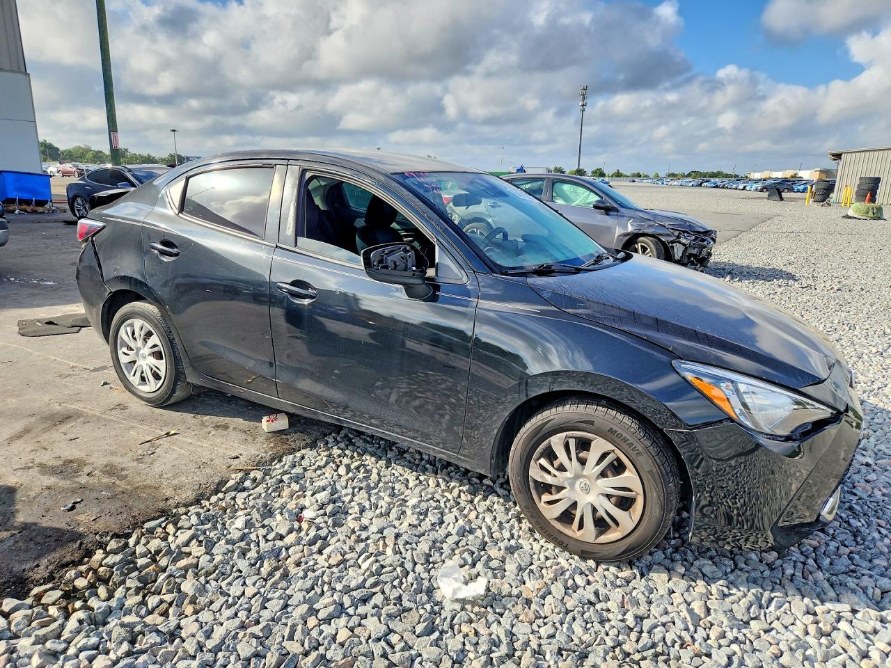 2019 TOYOTA YARIS
