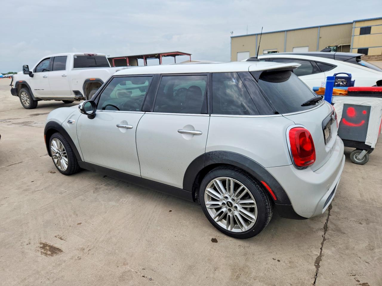 2015 MINI COOPER