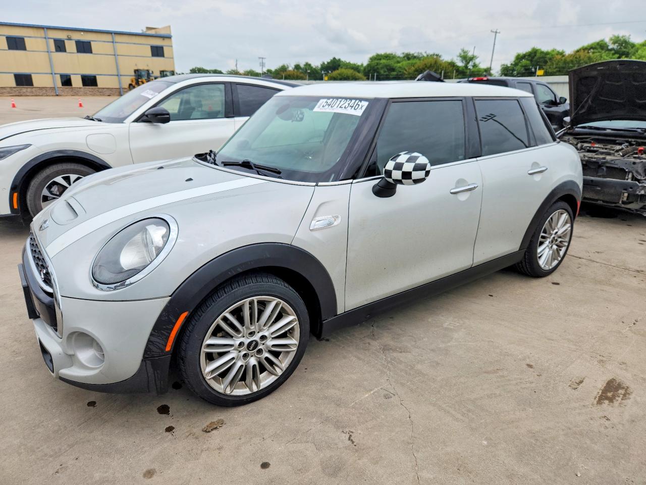 2015 MINI COOPER