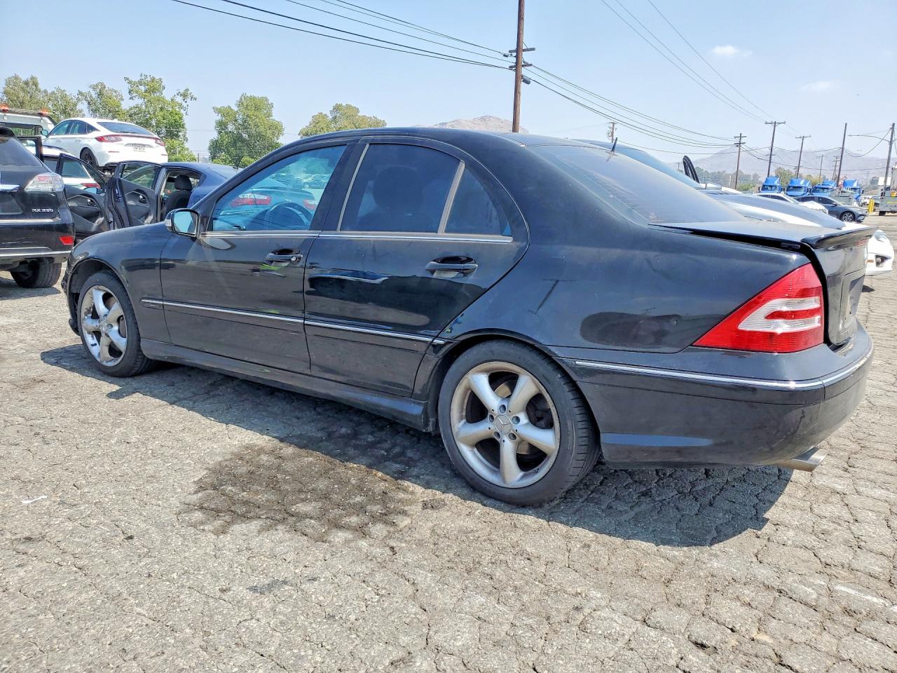 2006 MERCEDES-BENZ C-CLASS