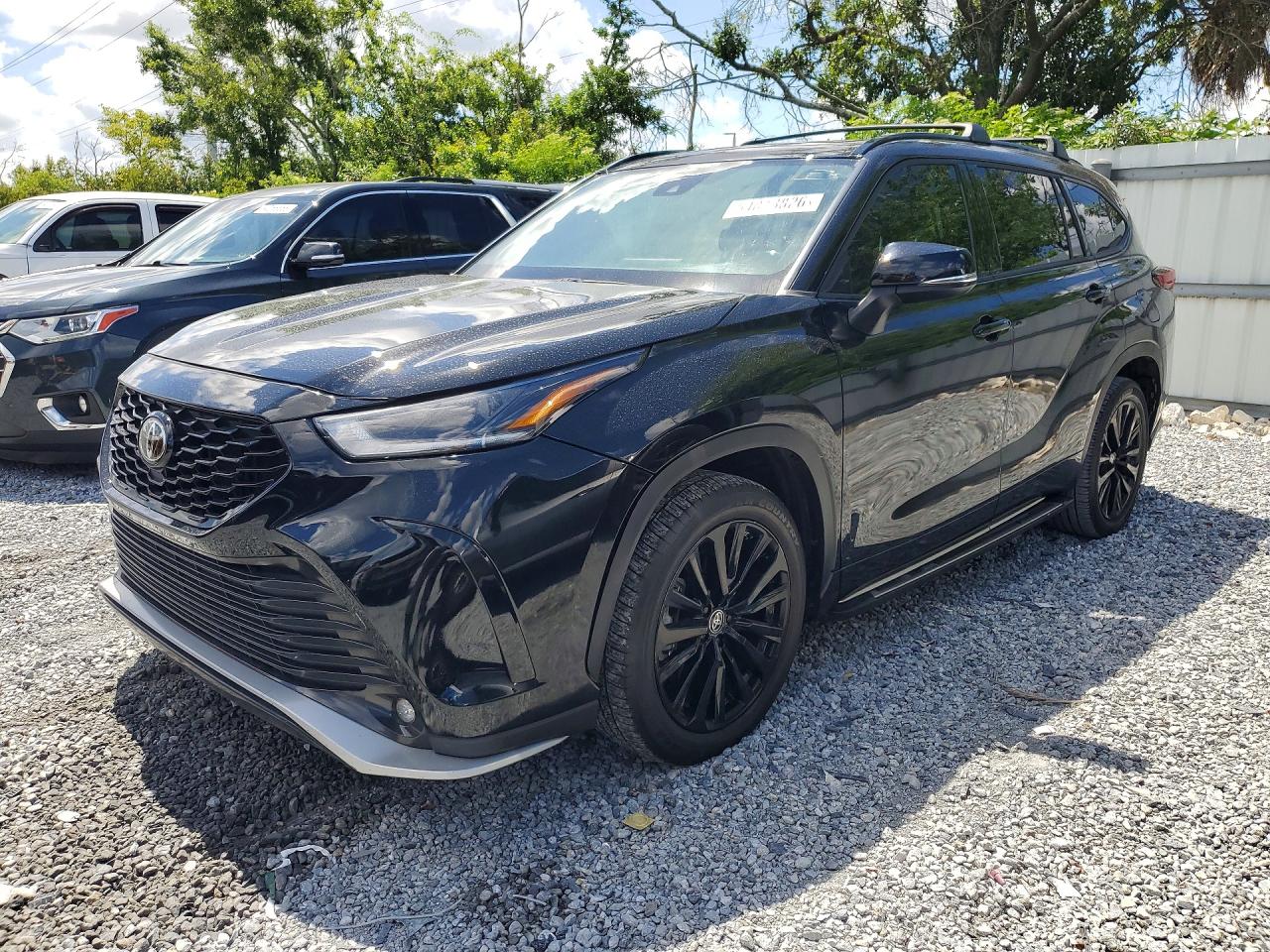 2023 TOYOTA HIGHLANDER