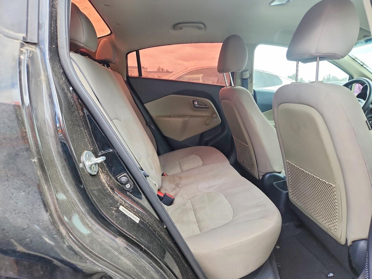 2015 KIA RIO