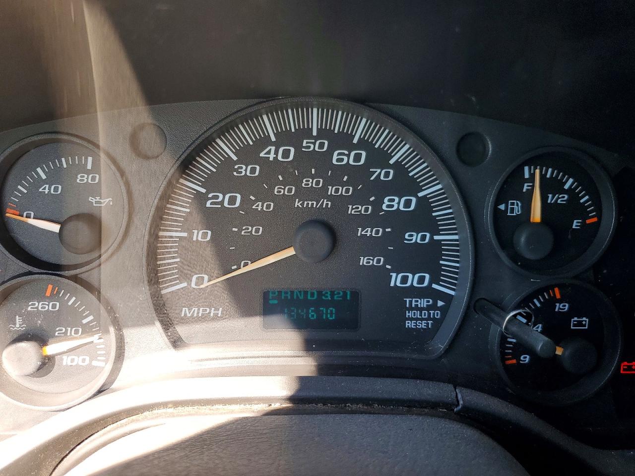 2004 CHEVROLET EXPRESS