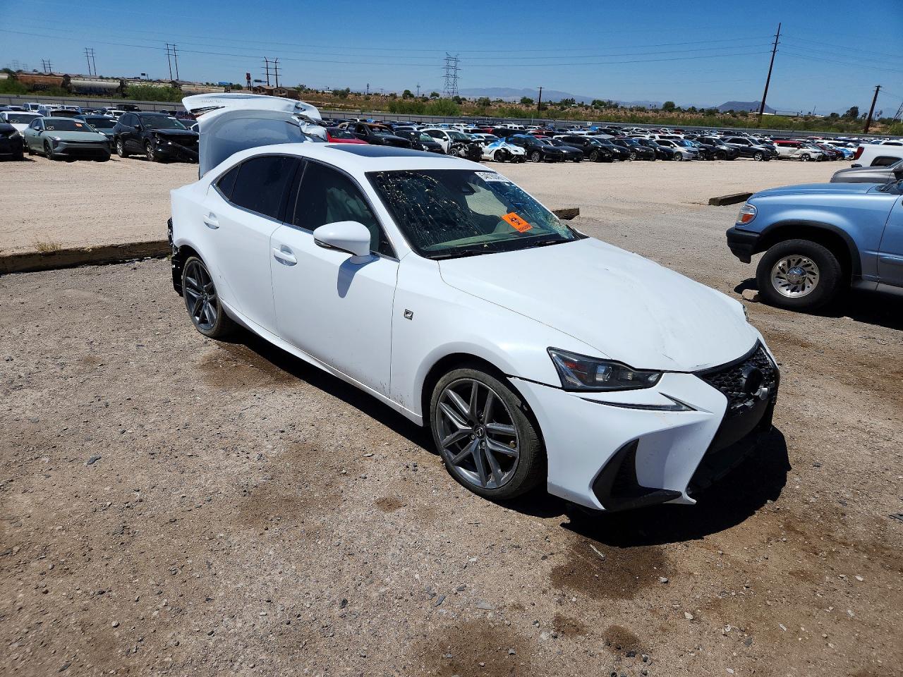 2017 LEXUS IS