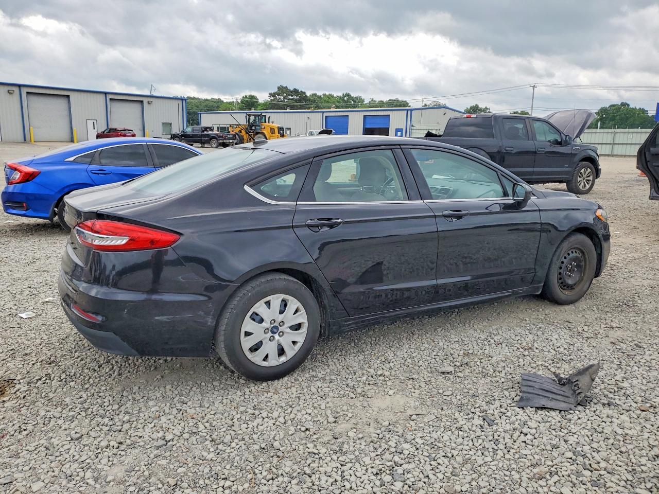 2019 FORD FUSION