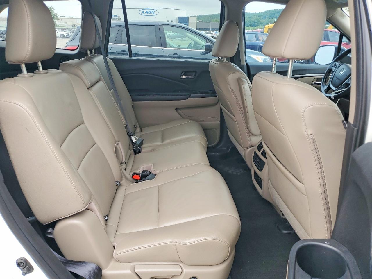 2016 HONDA PILOT