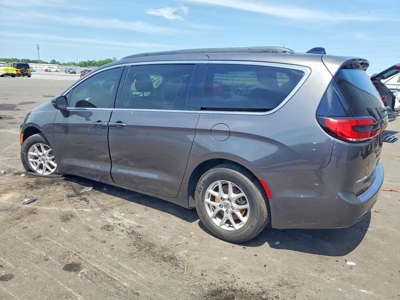 2023 CHRYSLER PACIFICA