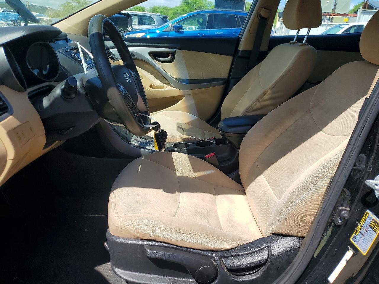 2013 HYUNDAI ELANTRA