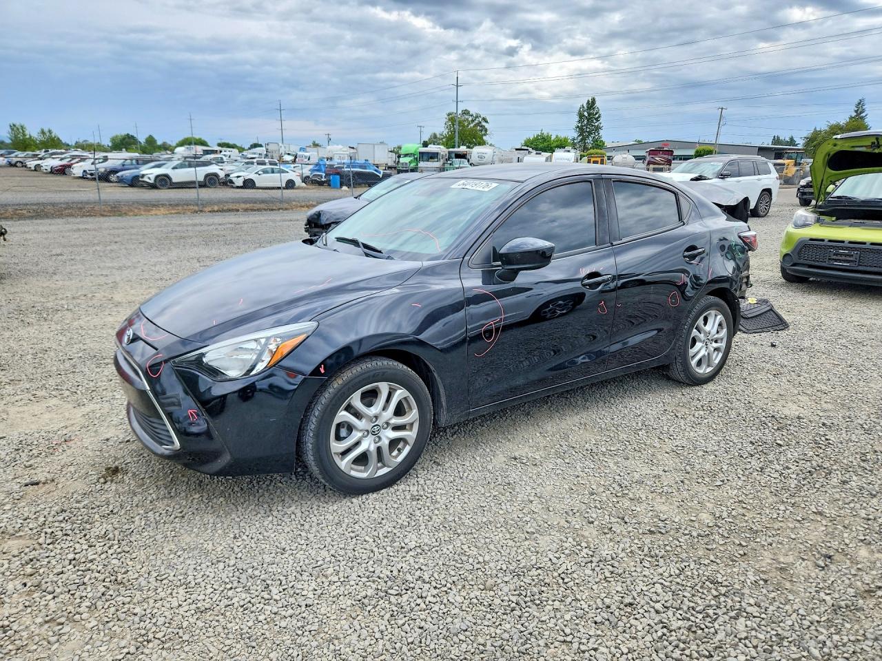 2017 TOYOTA YARIS