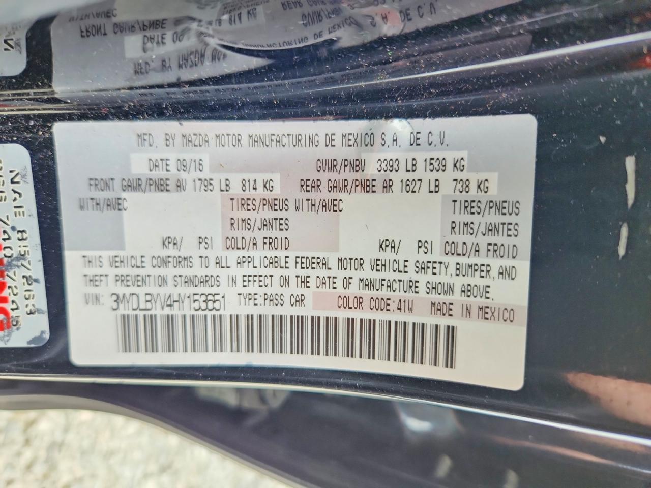 2017 TOYOTA YARIS