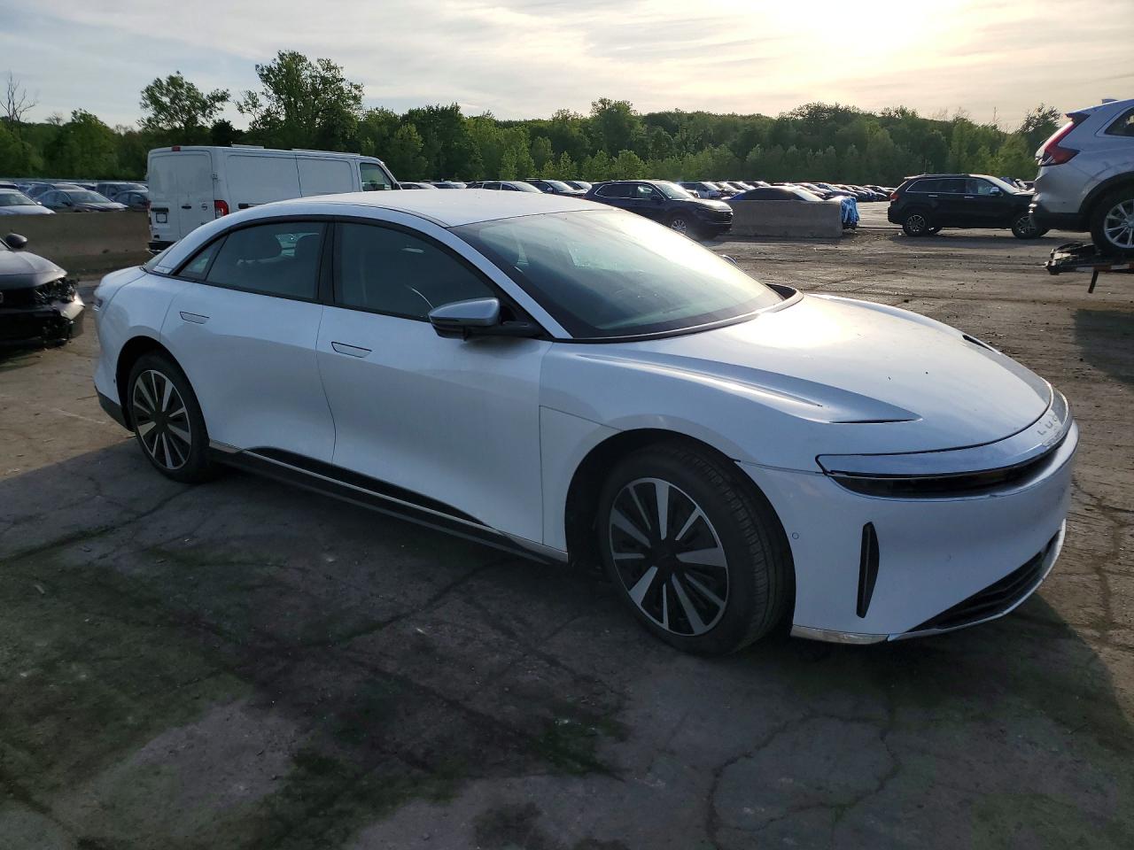 2025 LUCID MOTORS AIR