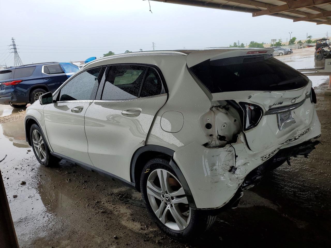 2020 MERCEDES-BENZ GLA-CLASS