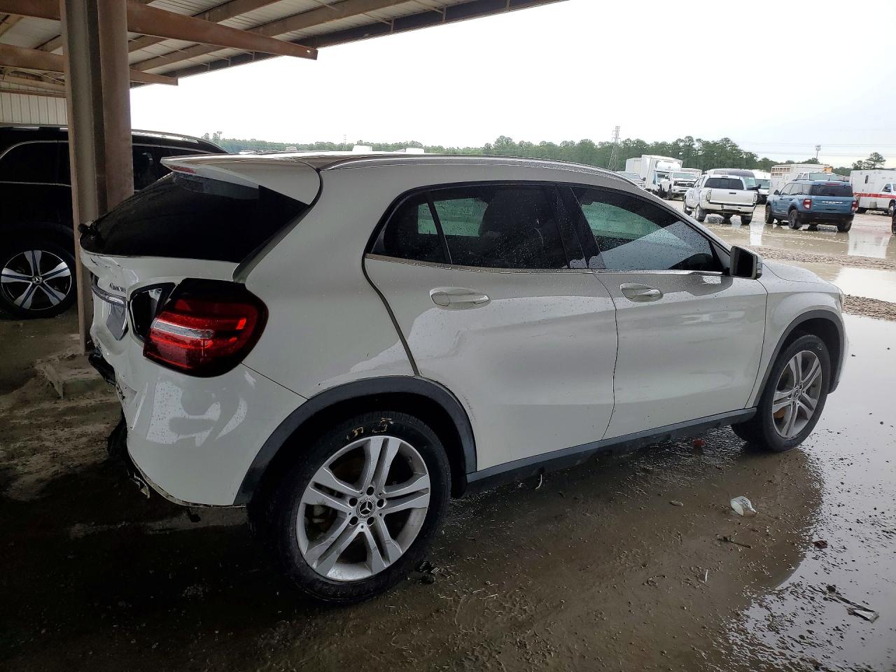 2020 MERCEDES-BENZ GLA-CLASS
