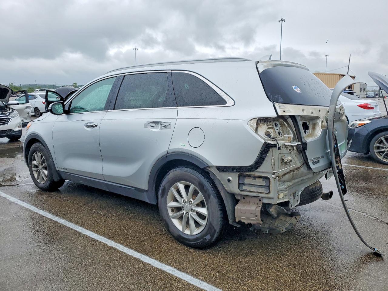 2016 KIA SORENTO