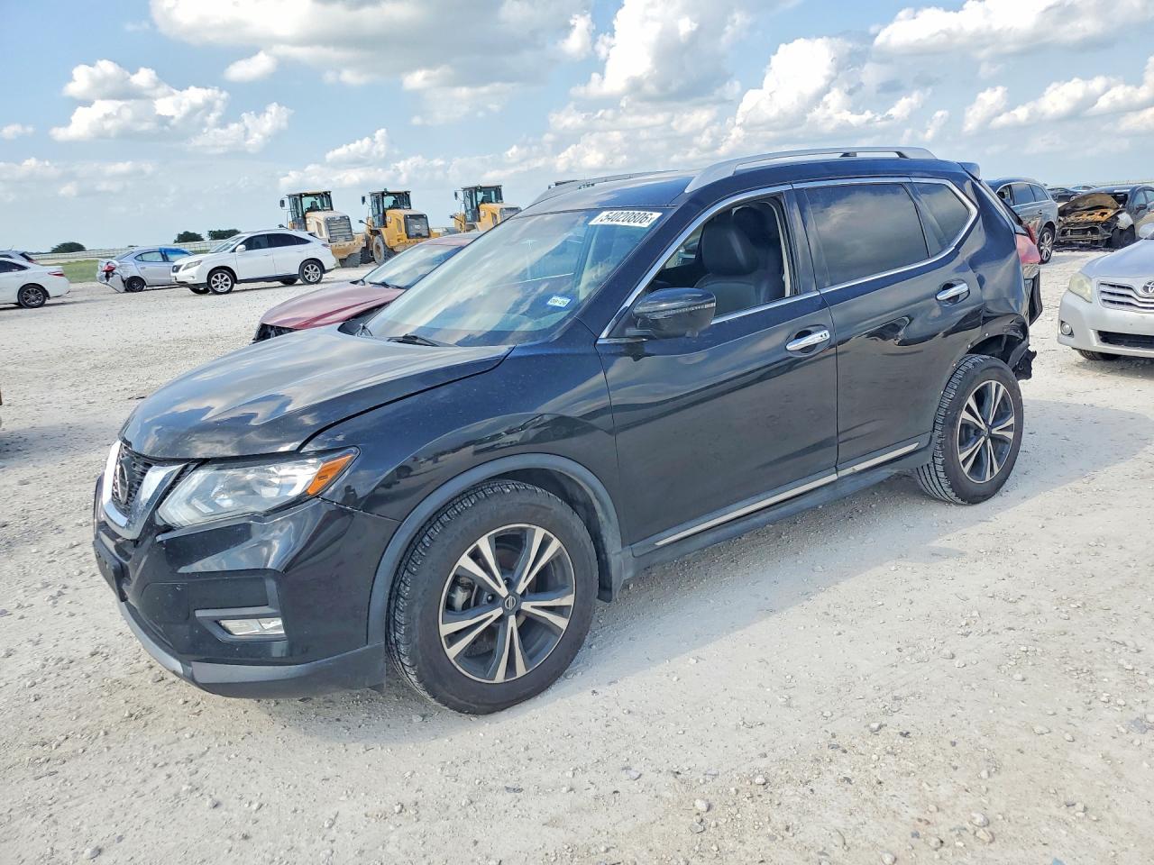 2018 NISSAN ROGUE