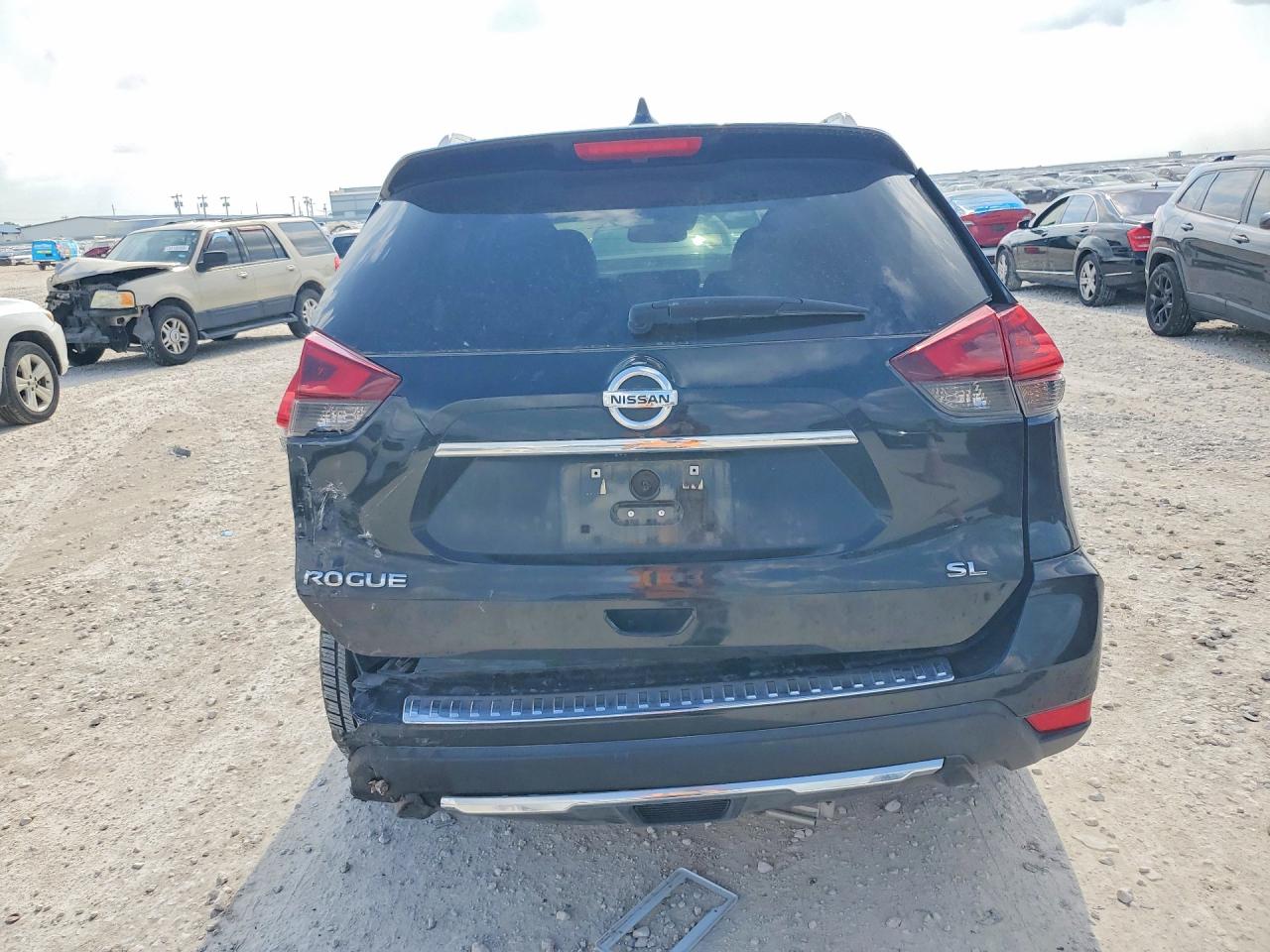 2018 NISSAN ROGUE