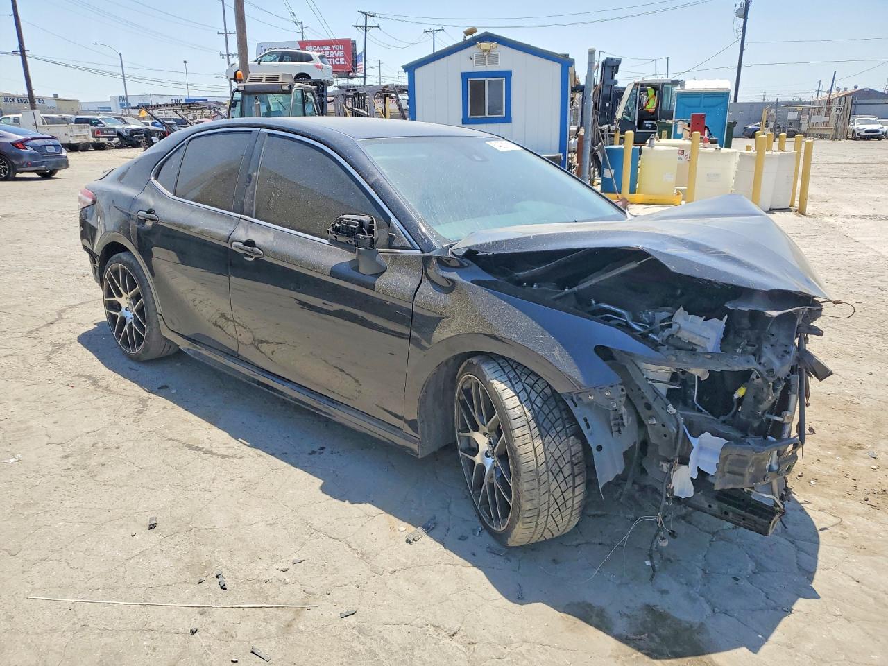 2019 TOYOTA CAMRY