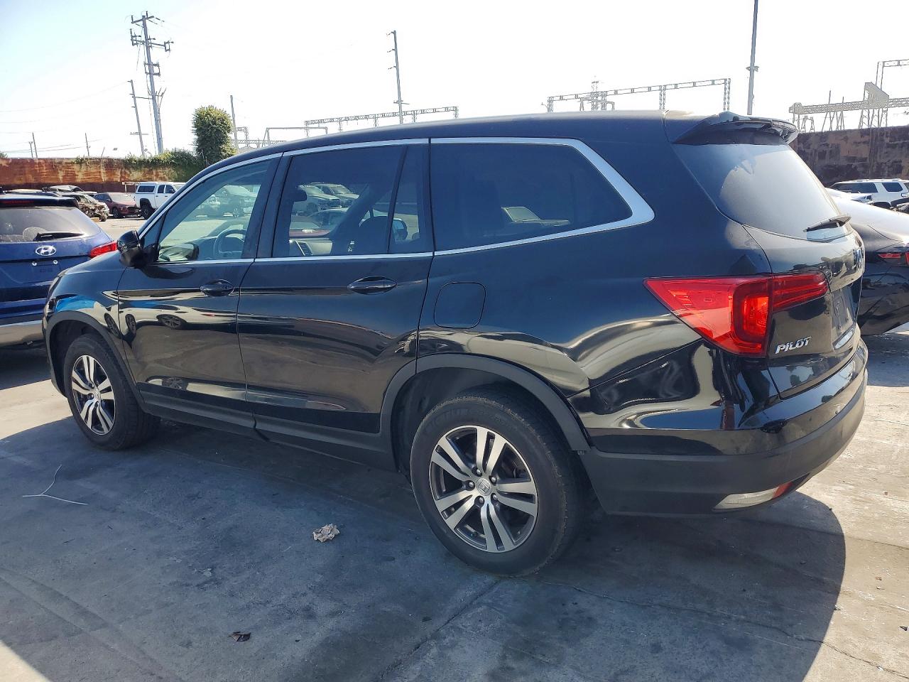2017 HONDA PILOT