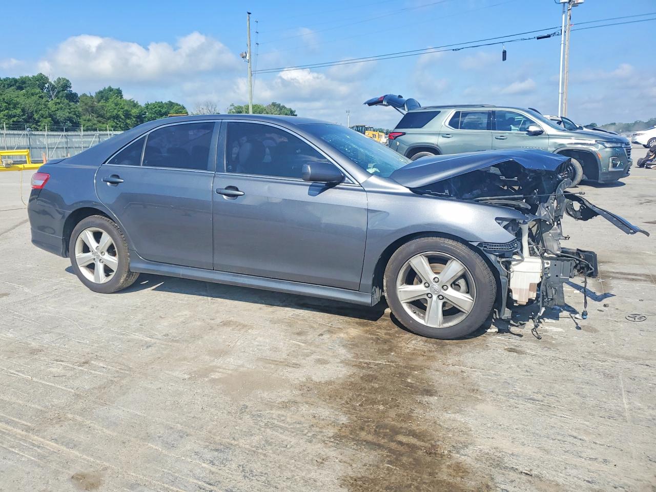 2011 TOYOTA CAMRY