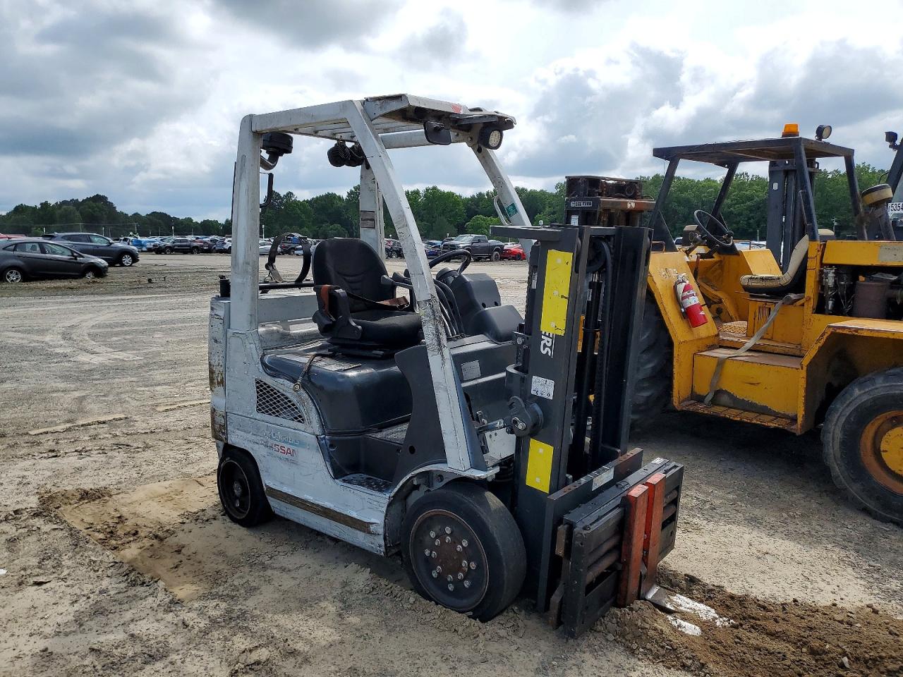 2014 NISSAN DIESEL INDUSTRIAL