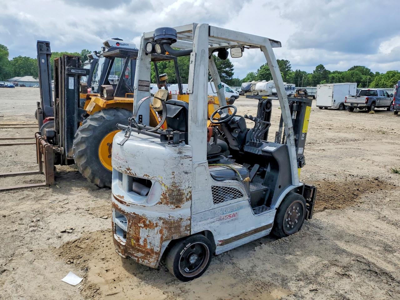 2014 NISSAN DIESEL INDUSTRIAL