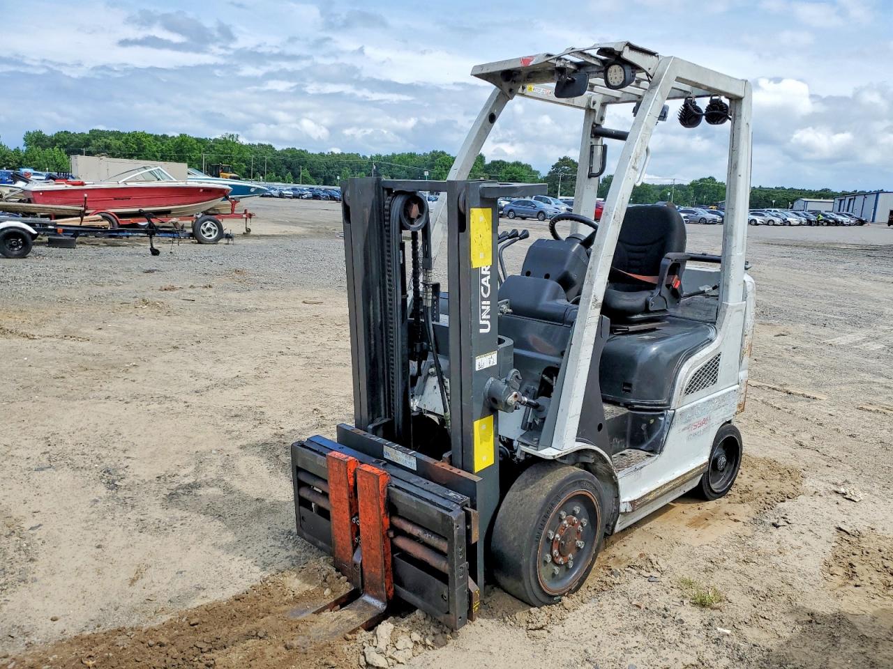 2014 NISSAN DIESEL INDUSTRIAL