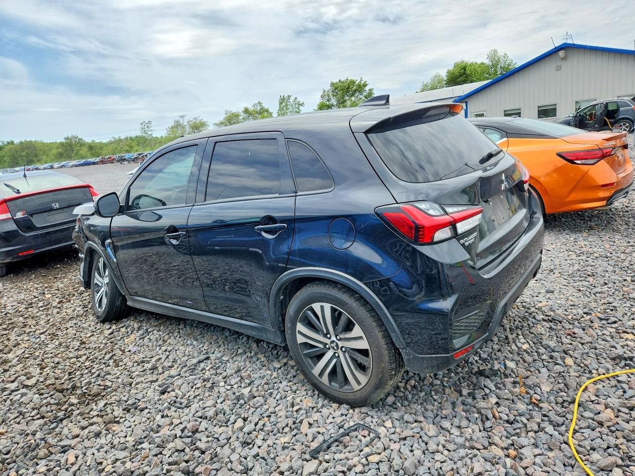 2021 MITSUBISHI OUTLANDER