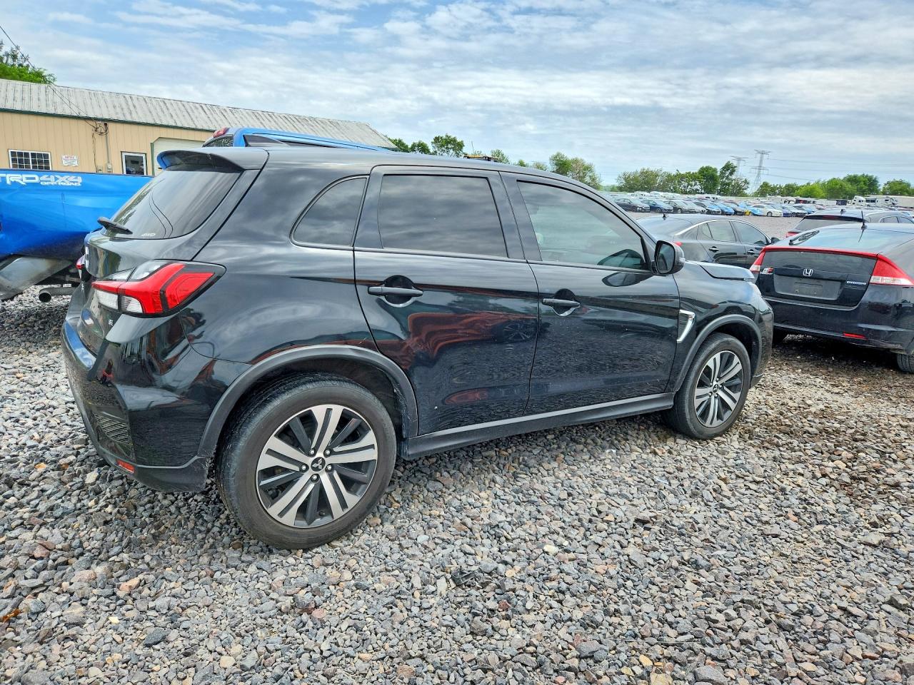 2021 MITSUBISHI OUTLANDER