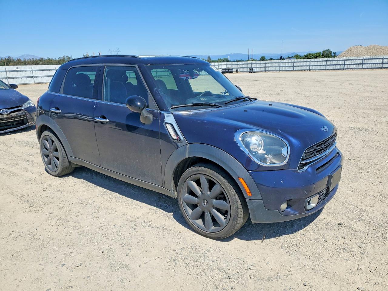 2015 MINI COOPER