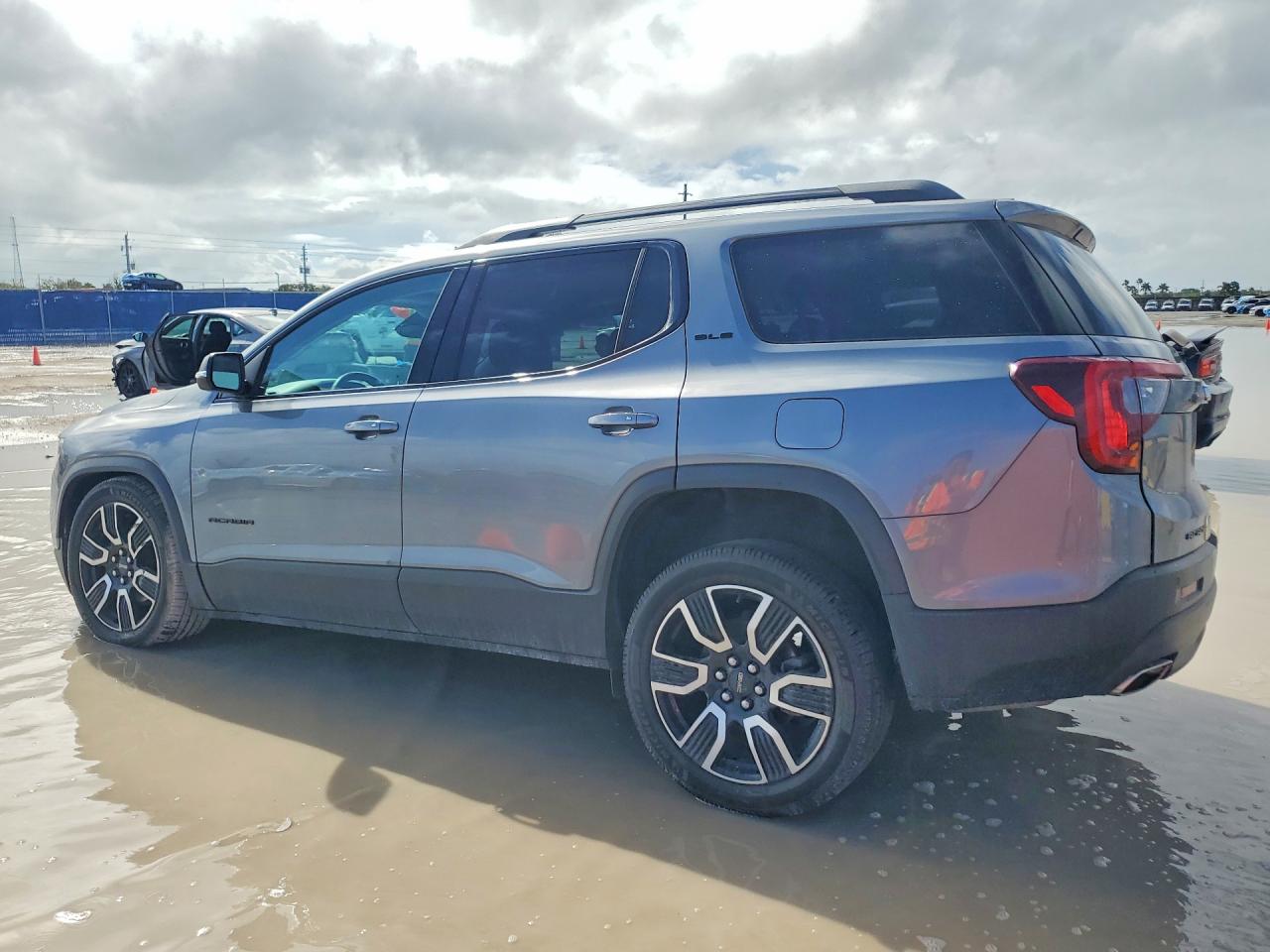 2021 GMC ACADIA