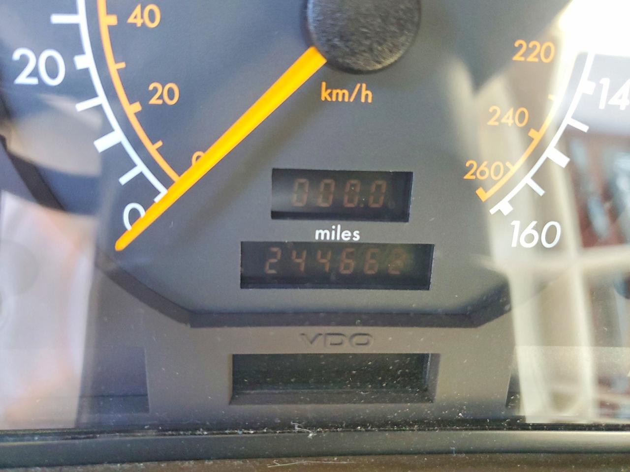 1995 MERCEDES-BENZ S-CLASS