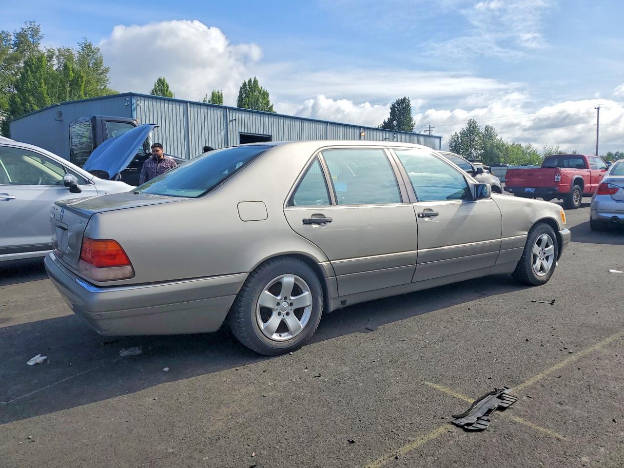 1995 MERCEDES-BENZ S-CLASS