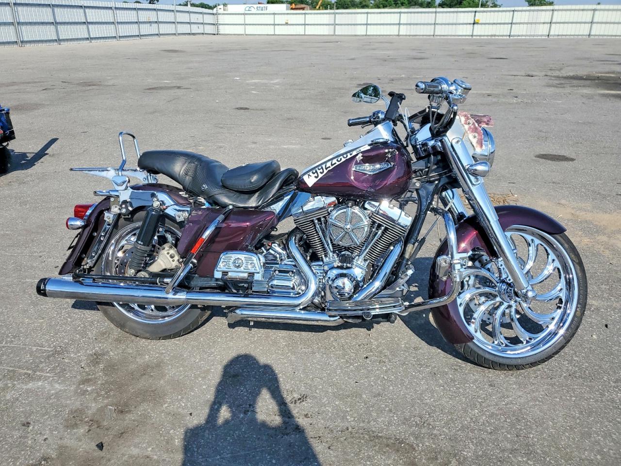 2005 HARLEY-DAVIDSON FL