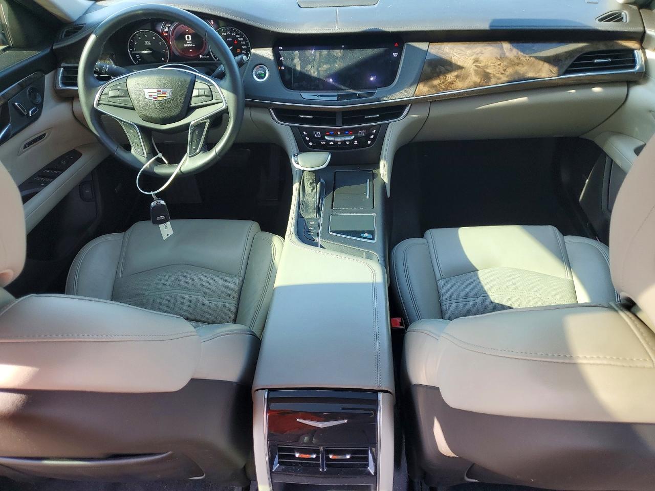 2016 CADILLAC CT6